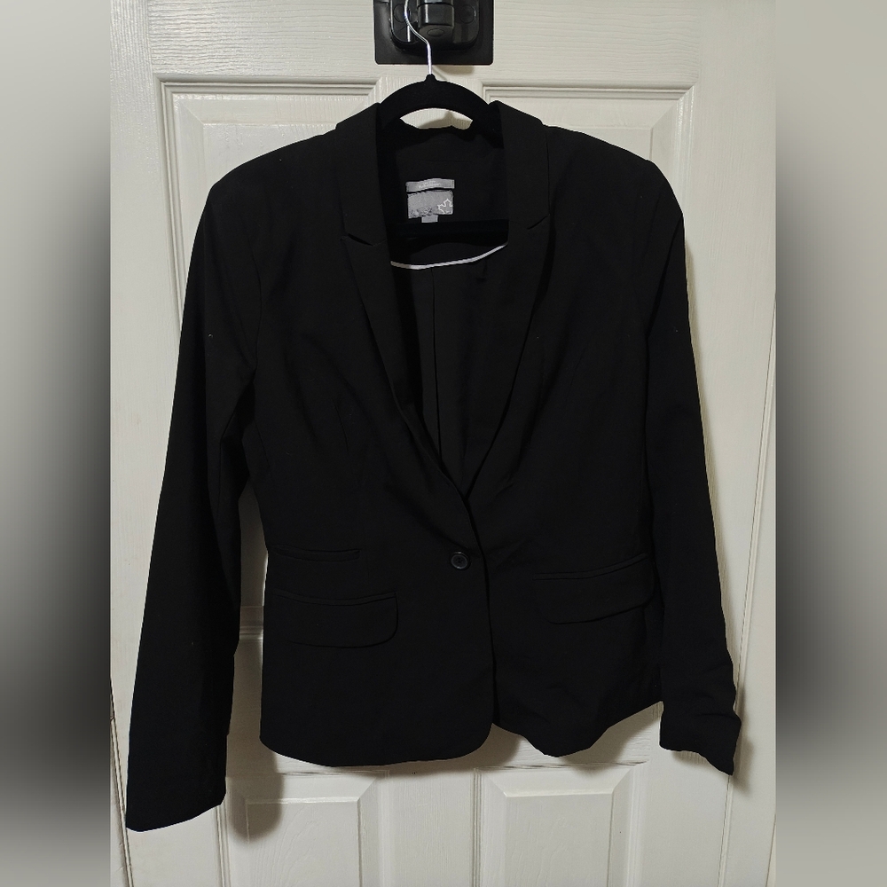 Sears Women's Elegant Black Suit Jacket And Skirt